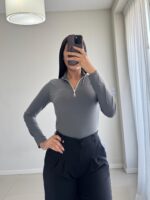 CAMISETA MEDIO CIERRE PICO - Imagen 8