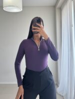 CAMISETA MEDIO CIERRE PICO - Imagen 6