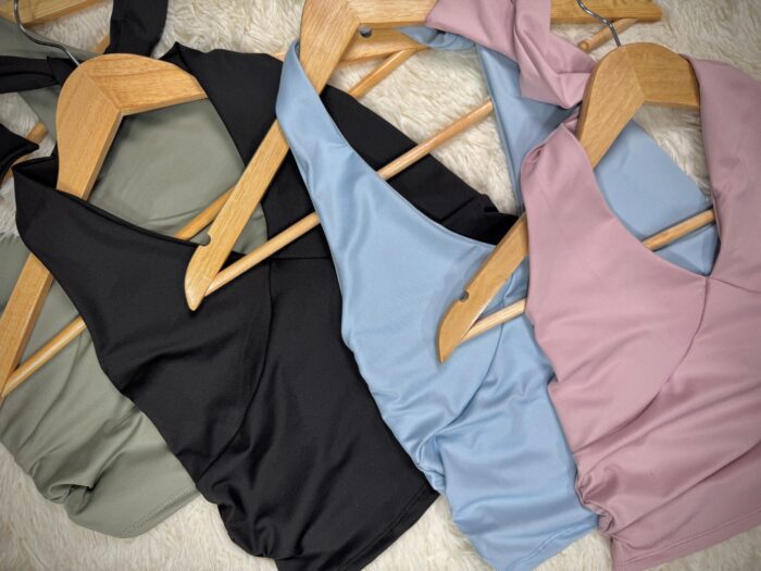 TOP ESCOTE V LYCRA ss26 - Imagen 5