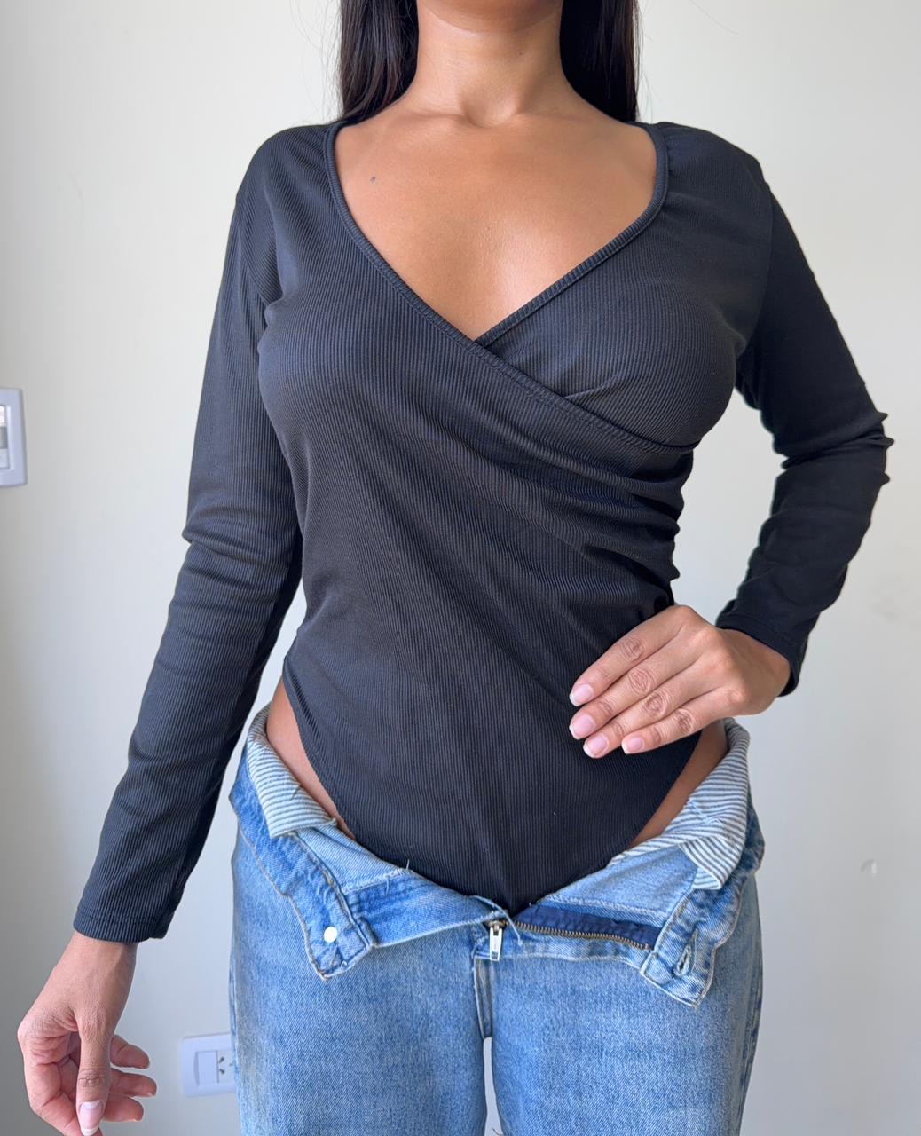 5ec42be0-a69a-4f05-aea5-8c9096618e70 ❄️💜 BODY CRUZADO MORLEY W26 💜❄️ - Imagen 1