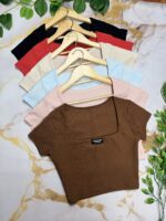Remera cuello cuadrado etiqueta Hawaii - Imagen 4